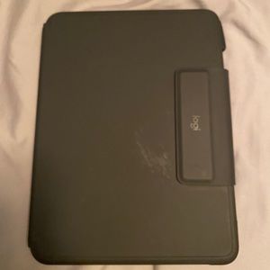 11 iPad Pro keyboard